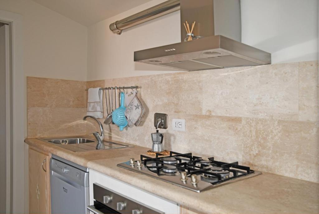 Vila La Casa Di Ziu Menicu Cannigione Exteriér fotografie